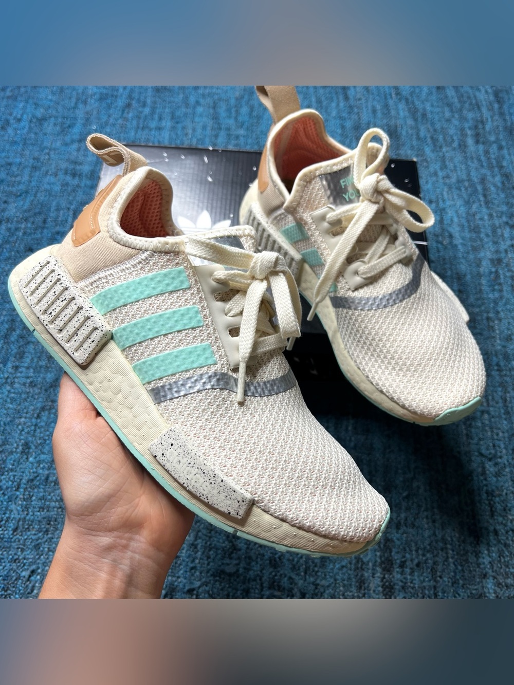 Adidas NMD R1 Star Wars The Mandalorian The Child Sneakers Women's 6 NWOT Cream